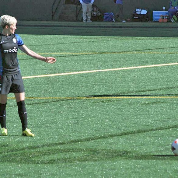 Megan Rapinor for the Seattle Reign (Hmlarson, WikiCommons)