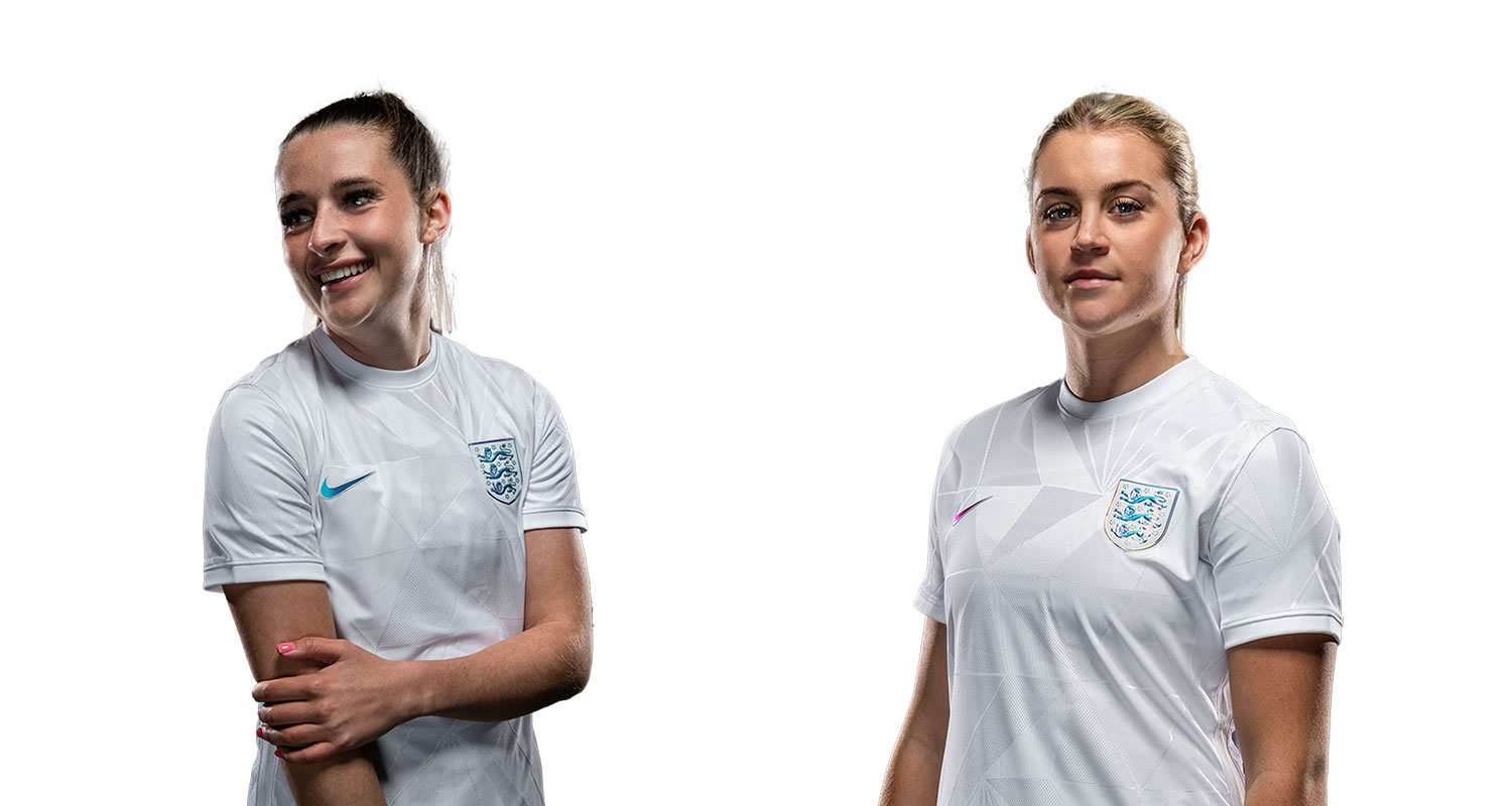 Can I have a picture?' - Man Utd and England star Ella Toone opens